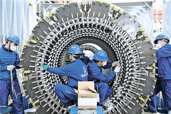 在嚴(yán)格開(kāi)展疫情防控工作的同時(shí),加緊生產(chǎn),保障重點(diǎn)項(xiàng)目產(chǎn)品完成進(jìn)度